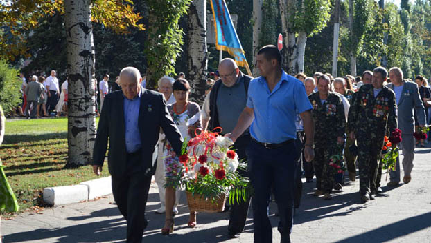 В День освобождения Донбасса в Доброполье наградили ветеранов