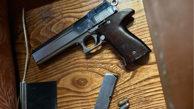 Житель Луганской области продал переделанный пистолет