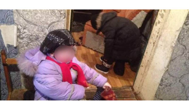 Двое детей попросили забрать их от матери в Краматорске