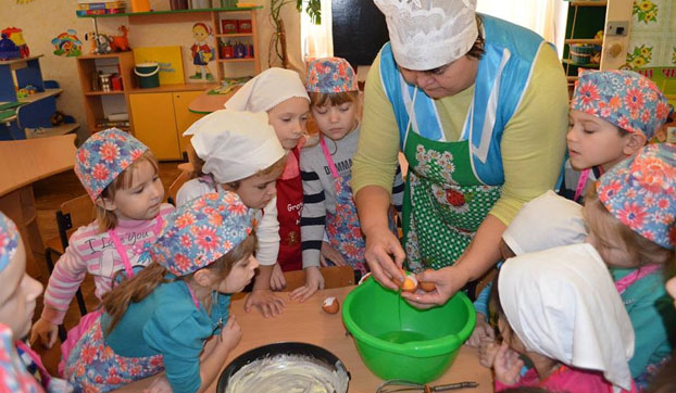 В Мирнограде малышей с детского сада приучают ценить хлеб