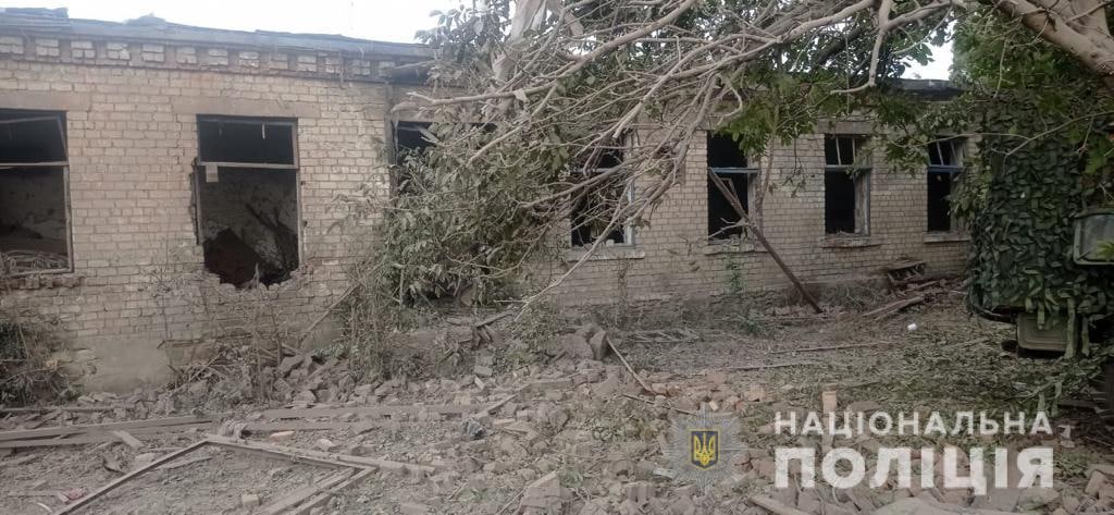 12 обстрелов за сутки по Донецкой области: Фото разрушений
