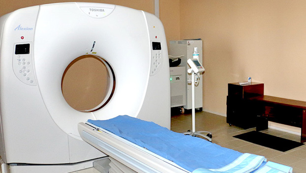 Руководство Донбасса посетило открытие компьютерного томографа в Славянске