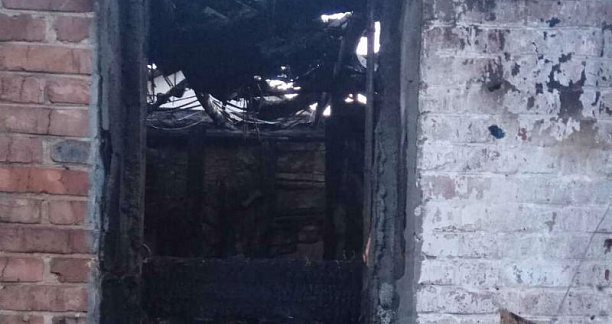На пожаре в Славянске погибла женщина