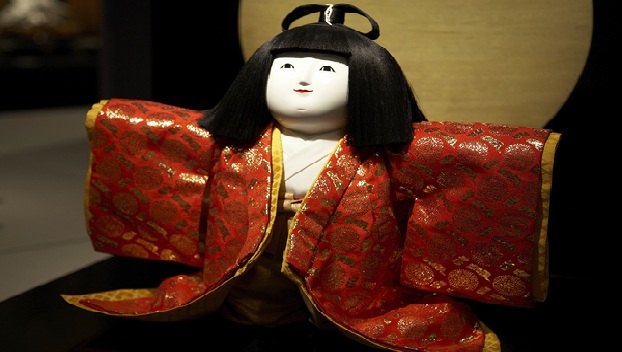Японцы хотят проверить кукол на паранормальные способности