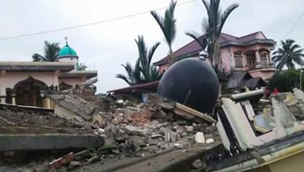 Индонезия сообщает о пострадавших во время землетрясения