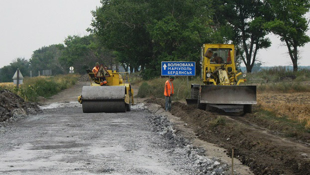 В Донецкой области продолжили ремонт дорог