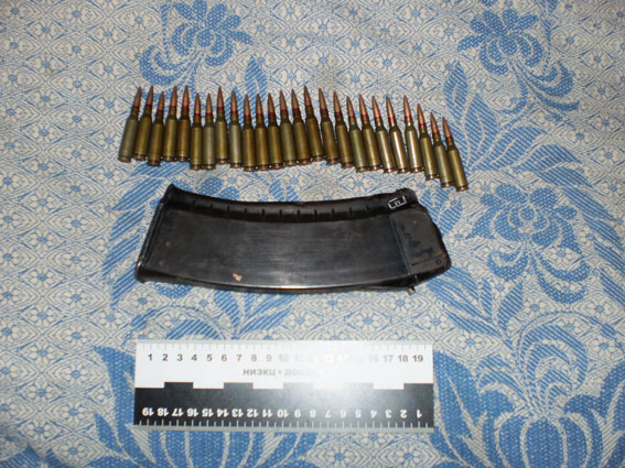 В Дружковске по наводке силовики оставили двух местных без боеприпасов