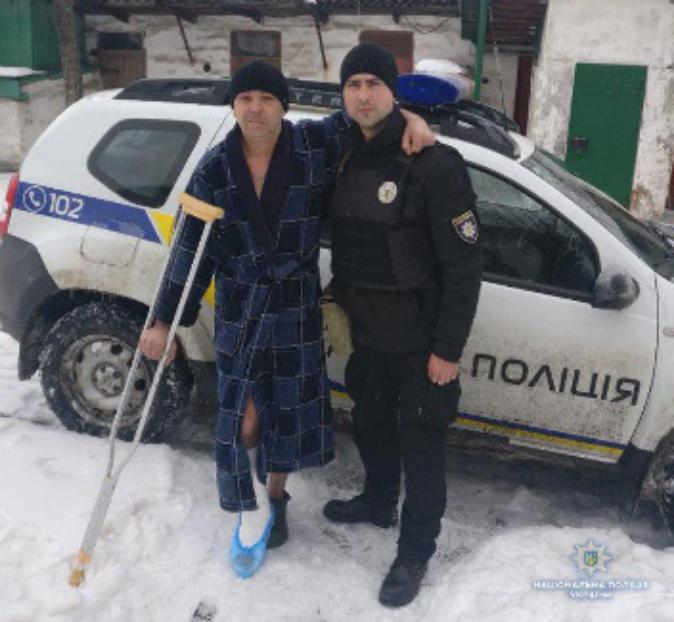 В Мирнограде погибающего шахтера спасли полицейские