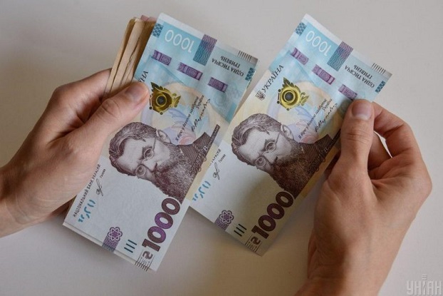 Самые высокооплачиваемые в Донецкой области в марте –работники торговли