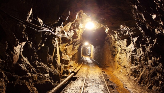 Во Львовской области произошел обвал на шахте 