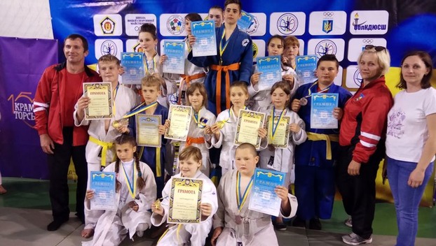 Дзюдоисты Доброполья выиграли на областном чемпионате 15 наград