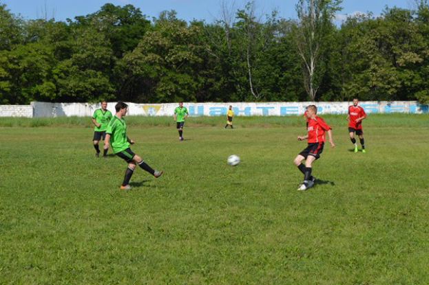 В Покровске соревновались необычные футбольные команды
