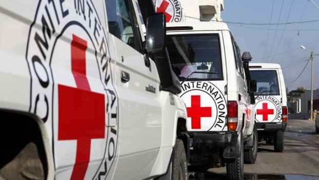 Красный Крест направил на Донбасс более 100 тонн гумпомощи