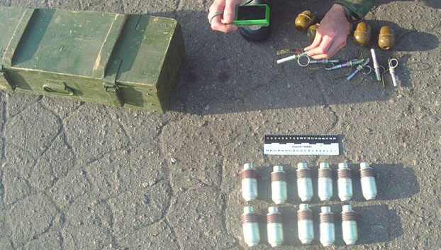 На блокпосту в Краматорске при проверке транспорта обнаружили боеприпасы