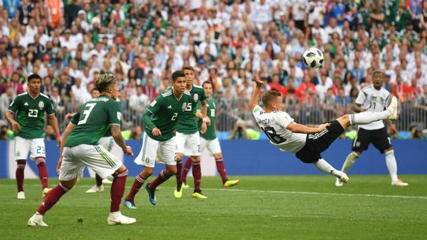 Действующий чемпион мира сборная Германии сенсационно уступила Мексике в стартовом матче на ЧМ-2018