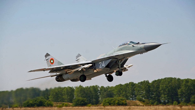 Болгария может лишиться военной авиации 