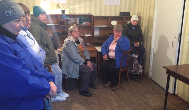 Работники соцзащиты Мирнограда пошли в народ рассказывать о субсидиях
