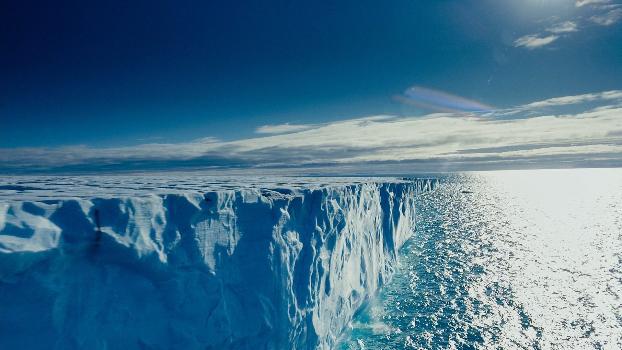 Ученые нашли пластик во льдах Арктики