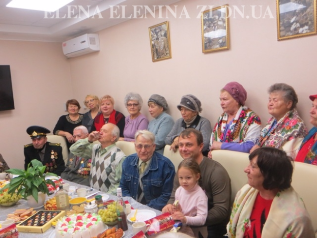 Покровск: День освобождения Украины отметили в обновленном офисе совета ветеранов