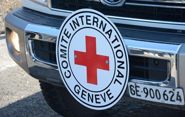 Красный Крест отправил на Донбасс гуманитарную помощь