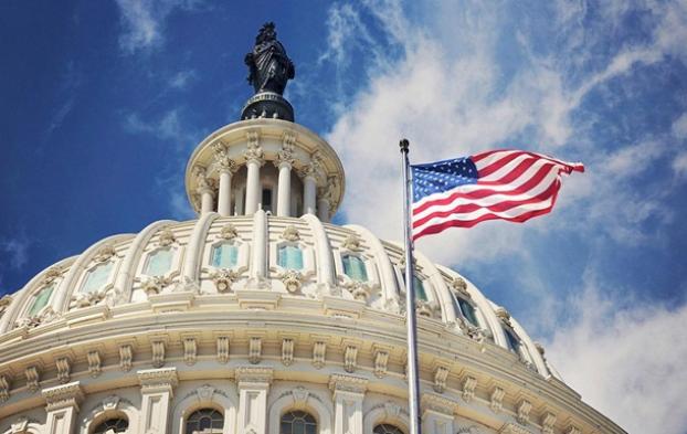 Конгресс США одобрил 700 млн  долларов для Украины