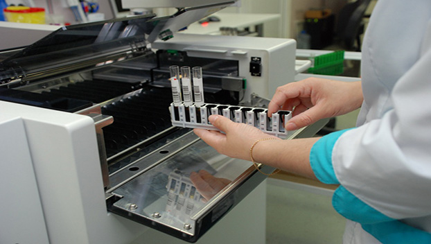 МОЗ обещает повысить качество исследований в украинских лабораториях