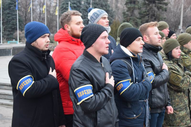  Студенты вышли патрулировать Славянск вместе с полицией