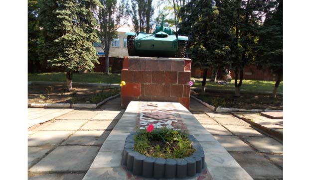 Жители Константиновки «присвоили» городской парк и теперь никому его не отдают