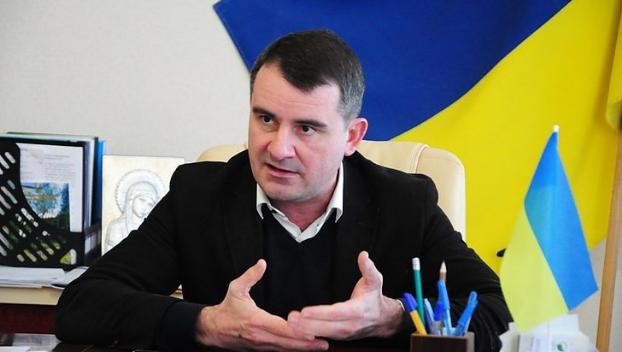 В Славянске продолжается борьба между мэром и депутатами