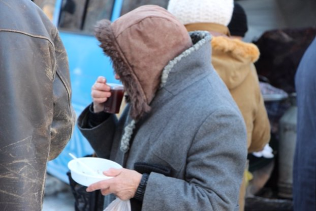 Зимой бездомных в Дружковке будут бесплатно кормить и обеспечат крышей над головой