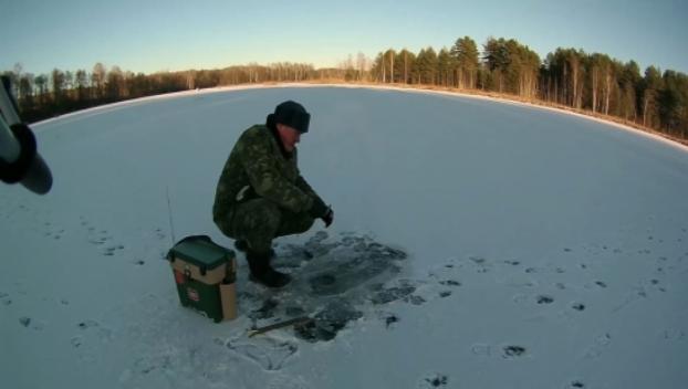  Рыбка, ловись! Рыбак, под лед не провались!