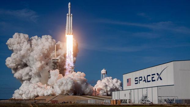 SpaceX запустила спутник для поиска и изучения экзопланет