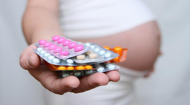 Прием лекарств при беременности влияет на  репродуктивную функцию плода