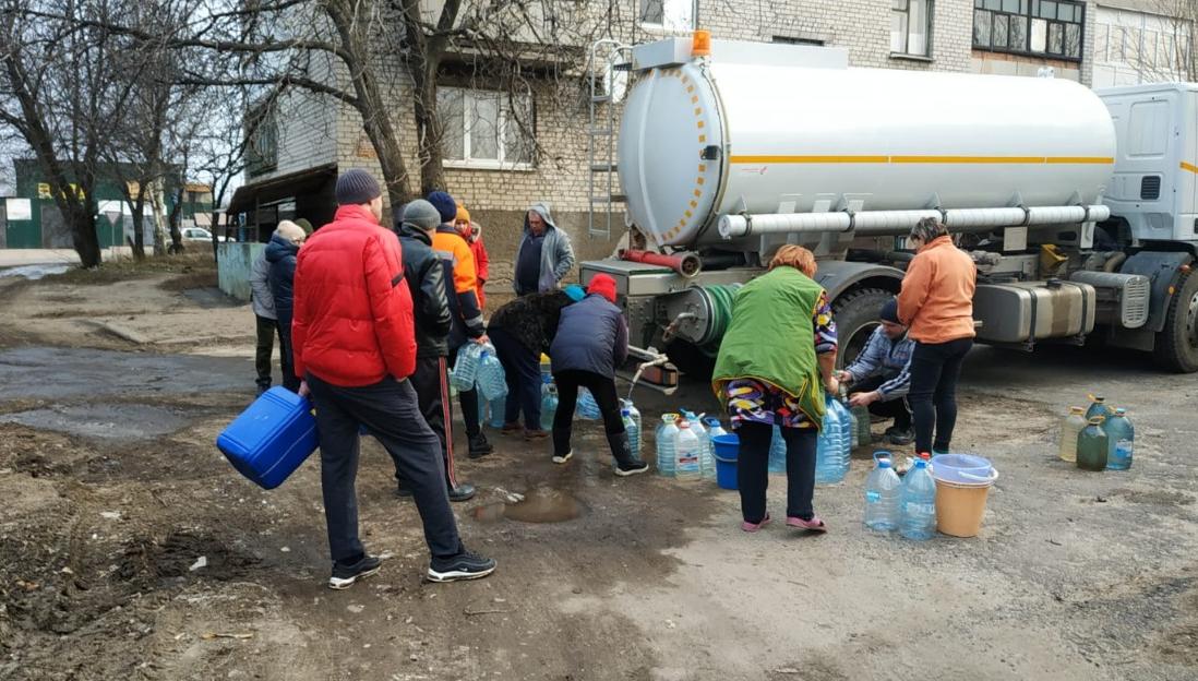 По каким улицам сегодня подвезут воду в Константиновке