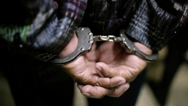 В Доброполье полицейские раскрыли разбойное нападение на пенсионерку