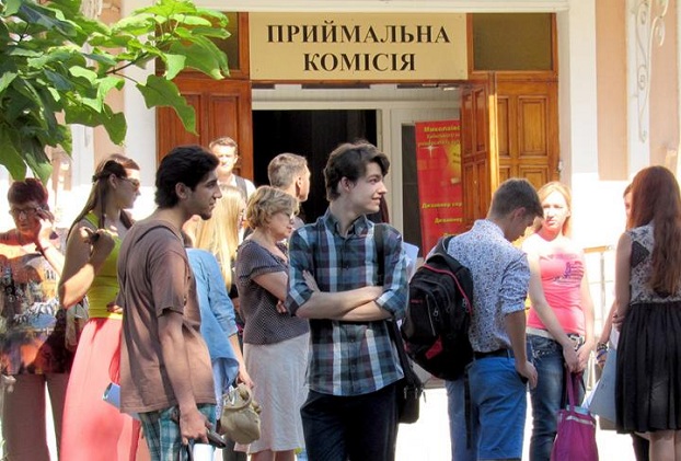 Абитуриенты из Донбасса будут обеспечены бесплатным жильем при поступлении