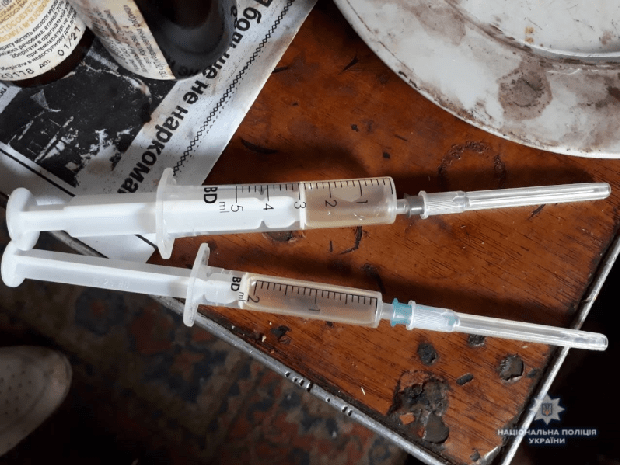 В Селидово полиция ликвидировала наркопритон