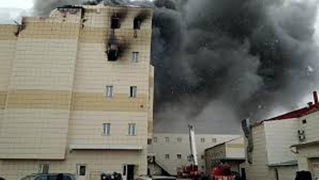 В РФ открыли уголовное дело на командира спасателей, выехавших на пожар в Кемерово