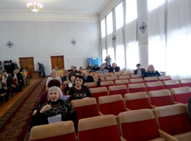 В Константиновке депутаты не приняли решение об открытии опорной школы 