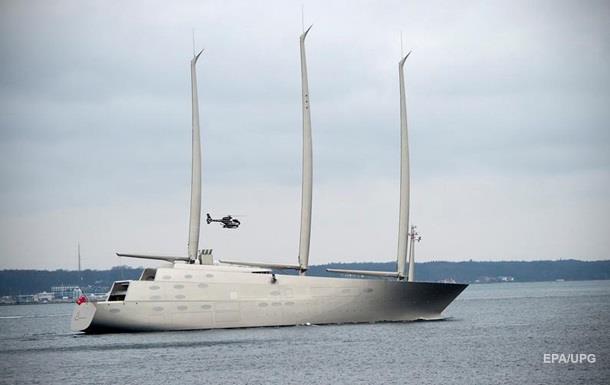 В Германии построили удивительную неповоротливую яхту для миллиардера