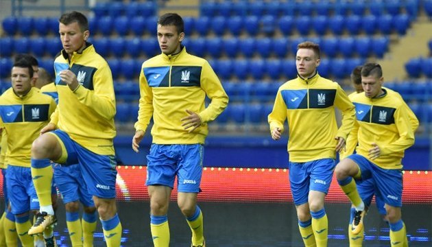 В рейтинге ФИФА сборная Украины по футболу входит в третий десяток общего реестра