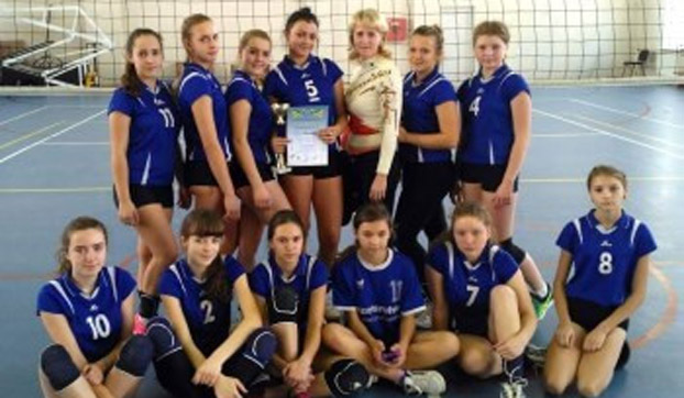 Команда волейболисток из Покровска стала чемпионом области