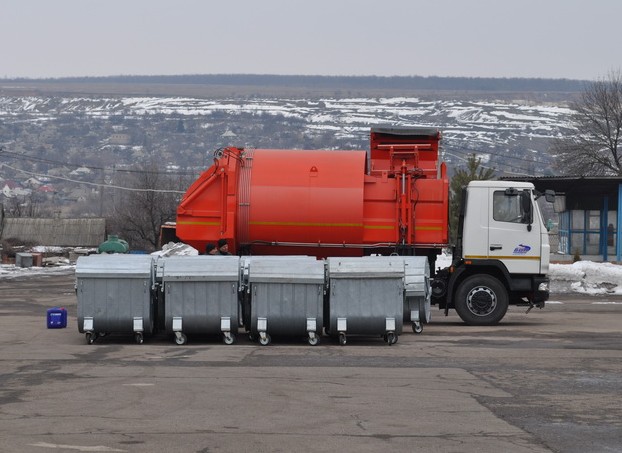 В Краматорске внедряют новые подходы к вывозу мусора 