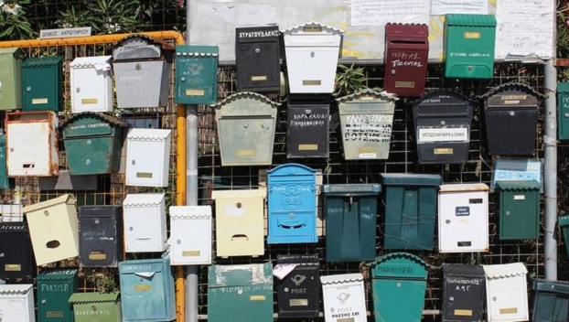 Итальянский почтальон хранил 400 кг недоставленной почты