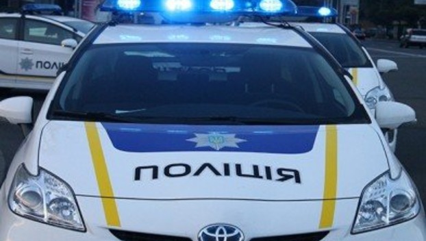 В Доброполье полиция нашла у прохожих опасные наркотики