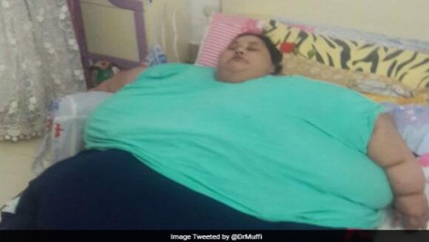 Женщину весом в 500 килограммов на самолете и самосвале отвезли в больницу