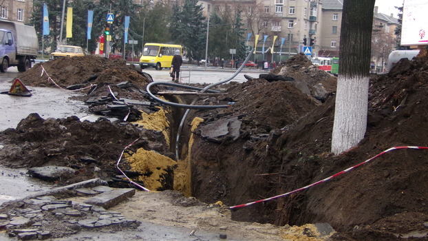 Какие проблемы возникли при реконструкции площади Соборной в Дружковке
