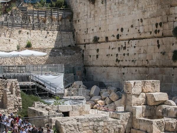 Ученые Израиля опасаются разрушения Стены Плача