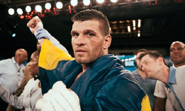 Украинский боксер Деревянченко нокаутировал Джонсона и стал обязательным претендентом на титул IBF