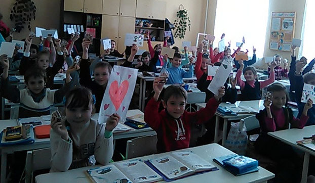 Школьники Покровска дождались ответов от «Пряничной почты»